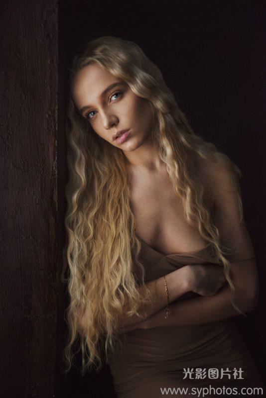 摄影大师作品集，各种相机RAW原片、可商用图片视频等资源图集素材下载网站