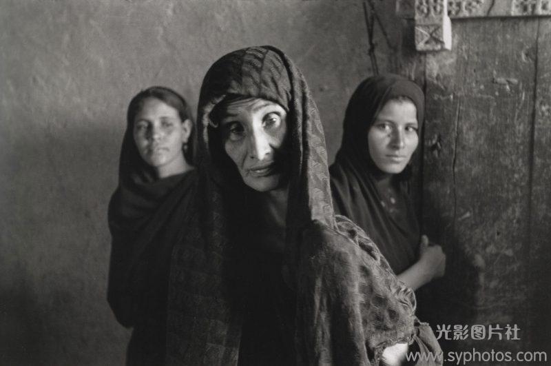 摄影大师作品集，各种相机RAW原片、可商用图片视频等资源图集素材下载网站