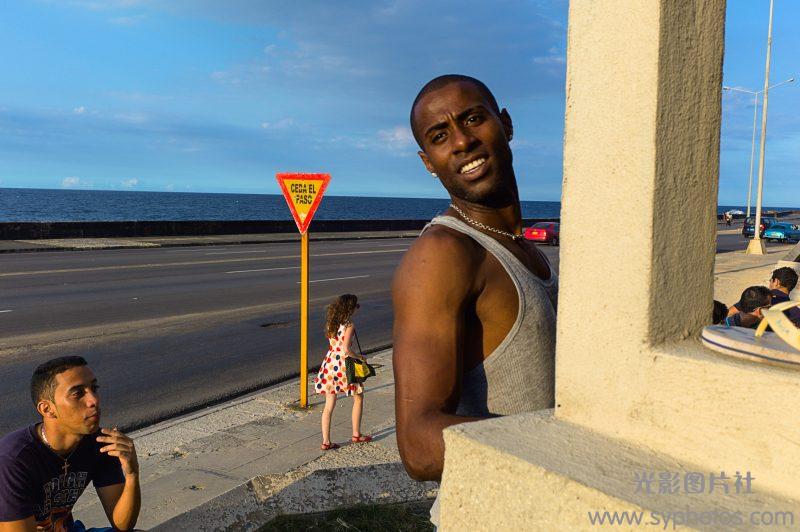 摄影大师作品集，各种相机RAW原片、可商用图片视频等资源图集素材下载网站