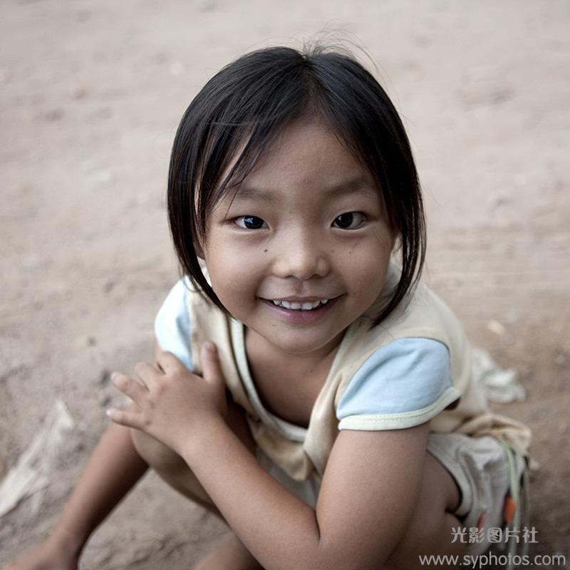 Smiling Lao Girl, Thakhek, Laos