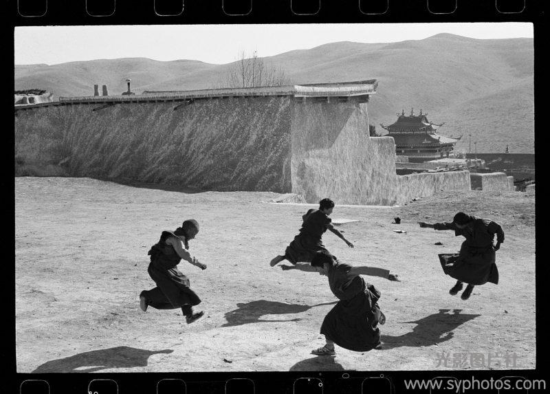 摄影大师作品集，各种相机RAW原片、可商用图片视频等资源图集素材下载网站